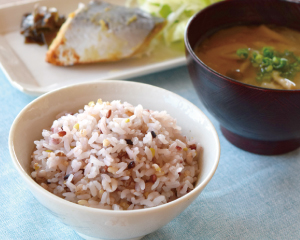 体にやさしい食を届けるために